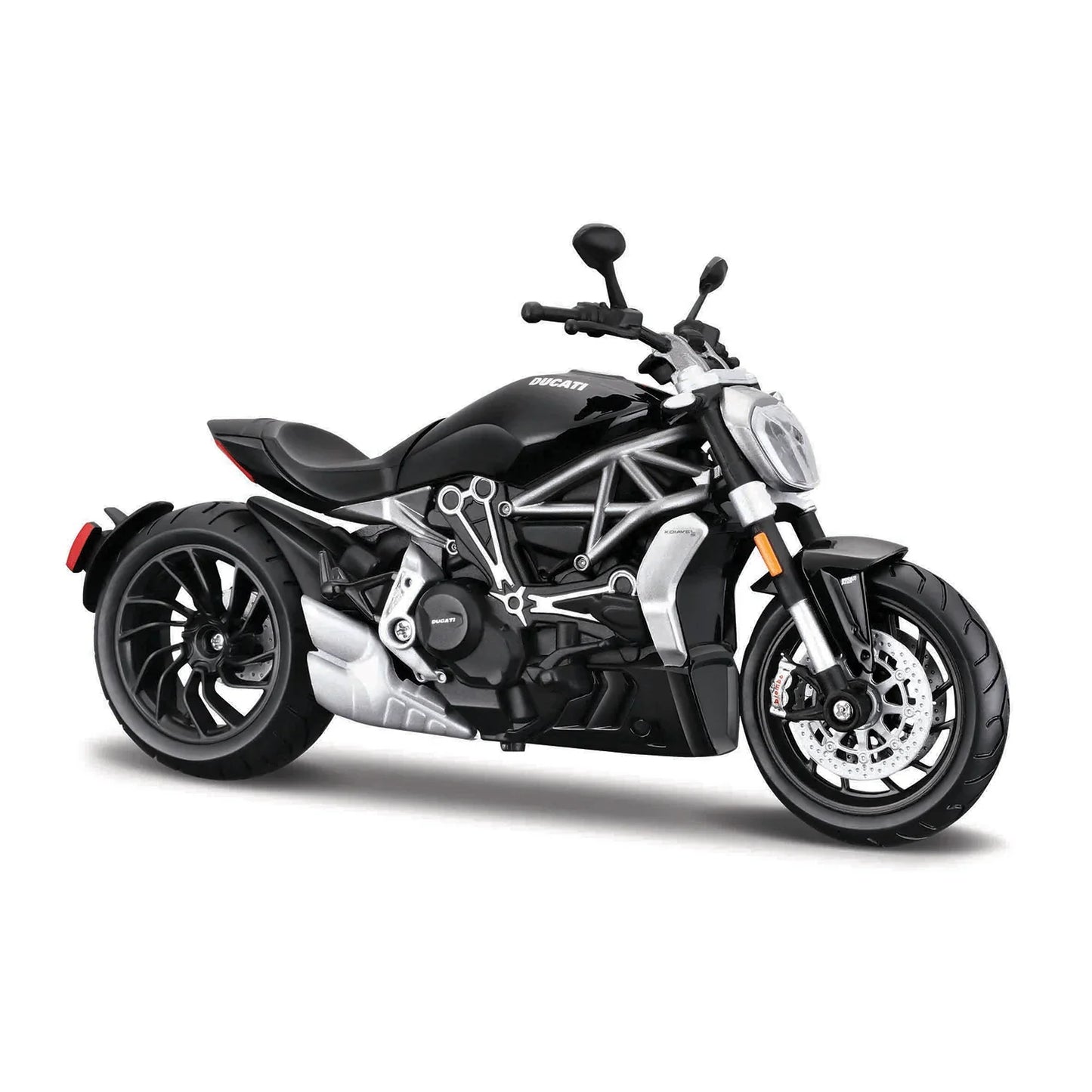 Ducati X Diavel S Preta | Escala 1:12